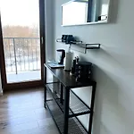 Royal Blue Tauron Arena Cracow Apartment *